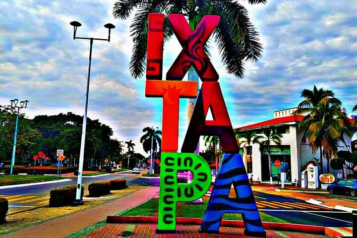 Ixtapa Bike Tour: Coastal Cyclepath, Marina & Playa Linda in 3 Hours photo 5