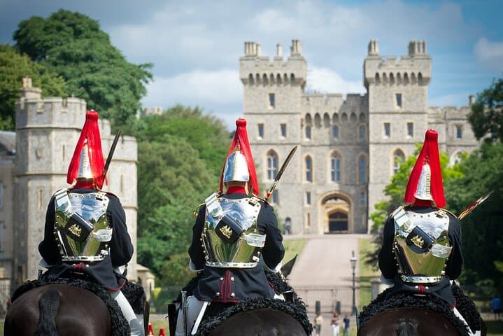 Stonehenge Windsor Castle and Bath Day Trip from London — World Heritage in One Day