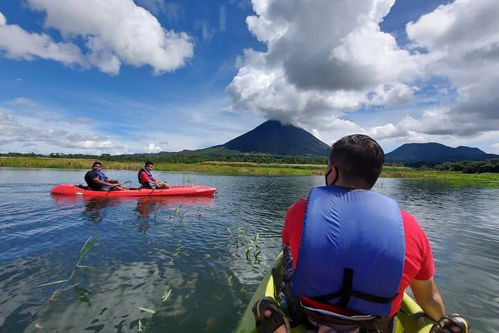 Morning Kayak on Lake Arenal: Paddle Below Arenal Volcano photo 3