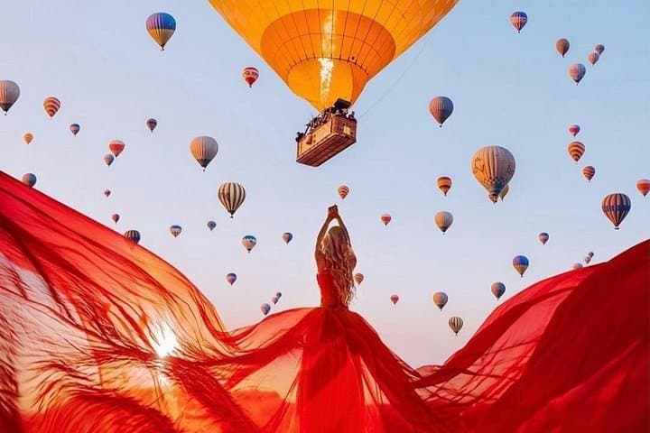 Sunrise Hot Air Balloon over Cappadocia: 1-Hour Flight with Champagne & Breakfast photo 4