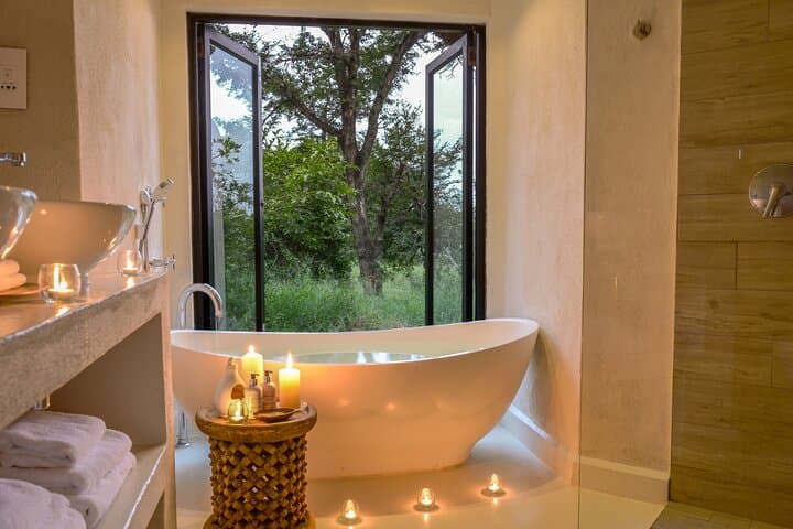 Authentic South African Expedition: Jozi, Madikwe & Cape Town (12-Day) photo 5