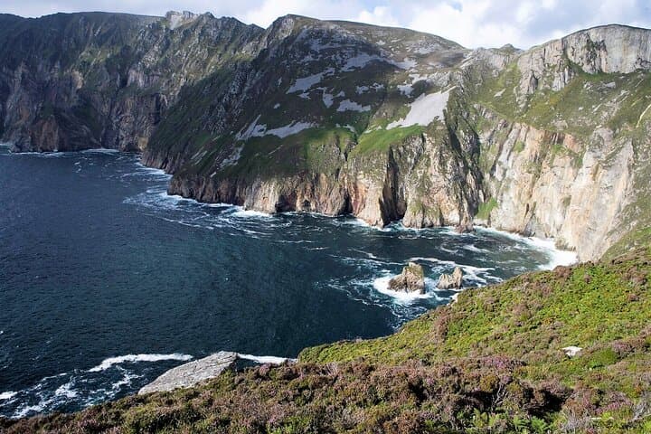 Cruise to Slieve League: 1¾‑Hour Guided Cliffs Tour from Killybegs