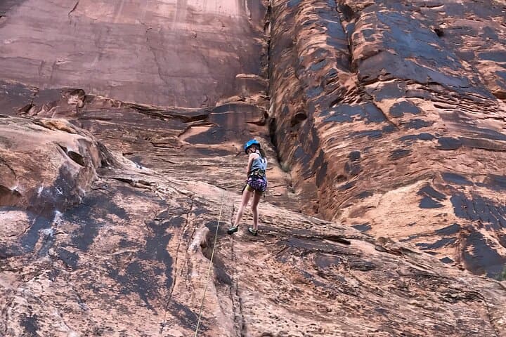 Moab Full-Day Rock Climbing: Guide to Sandstone Towers & Single-Pitch Lines photo 5