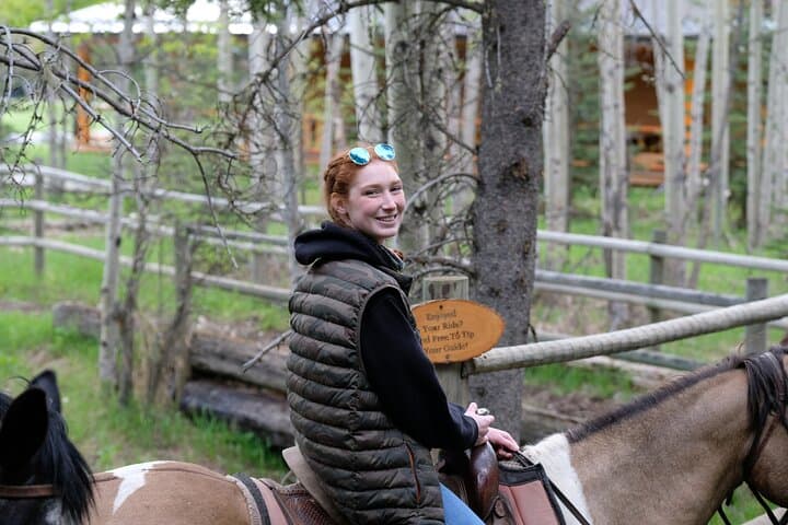 Buffalo Loop 1-Hour Horseback Ride in Kananaskis — Boundary Ranch Experience photo 4