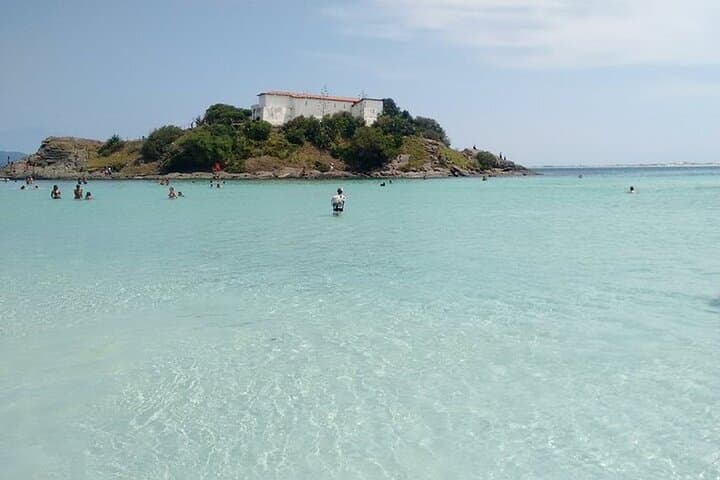 Cabo Frio Full-Day Tour from Búzios — Beaches, Fort & Lunch photo 4