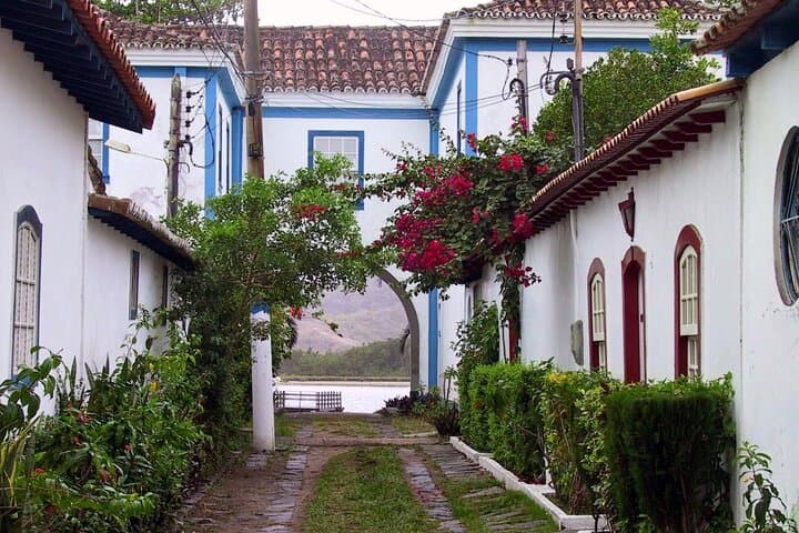 Cabo Frio Full-Day Tour from Búzios — Beaches, Fort & Lunch photo 6