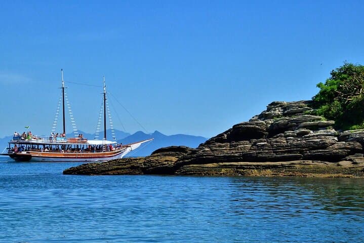 Búzios Schooner Cruise: 3-Hour Boat Tour to Beaches & Islands photo 5