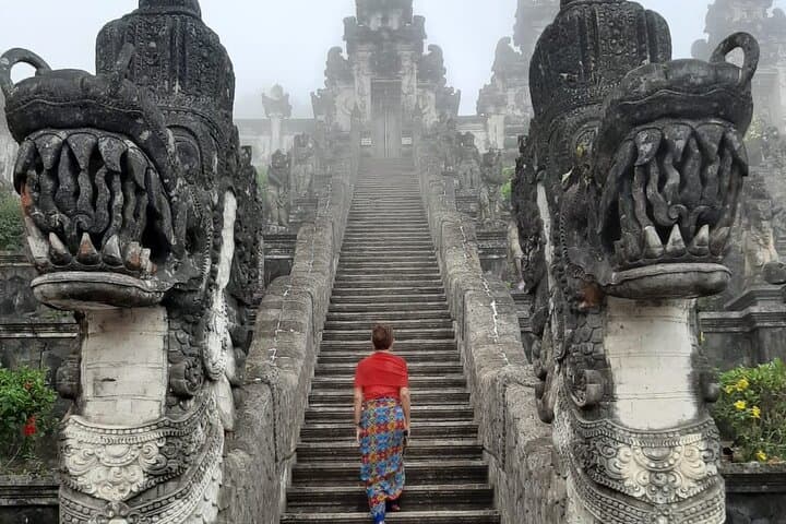East Bali Day Tour: Lempuyang Gate, Tirta Gangga & Tukad Cepung Waterfall photo 6