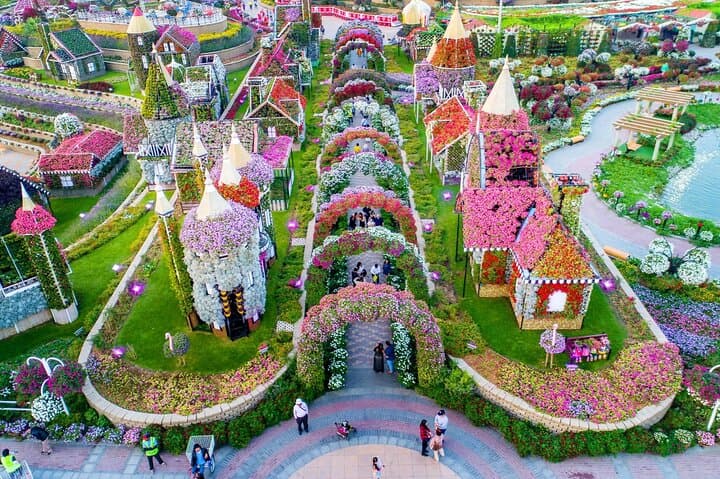 Dubai Miracle Garden and Global village: a half-day floral and cultural tour with transfers photo 4