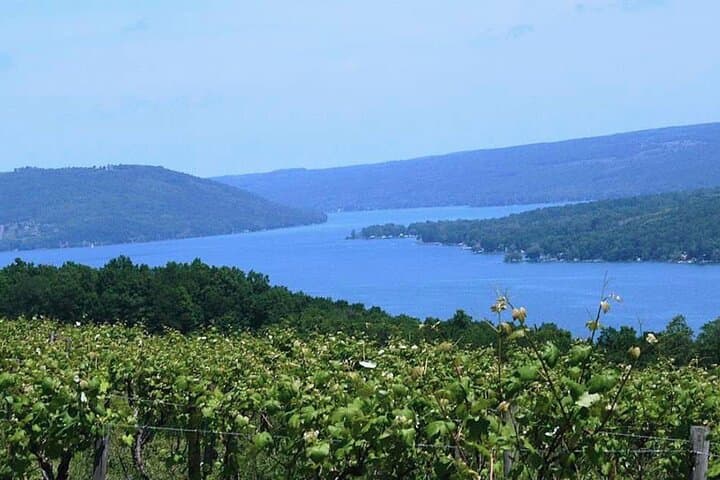 Keuka Lake Winery Tour: Best Finger Lakes Wine Tasting Route
