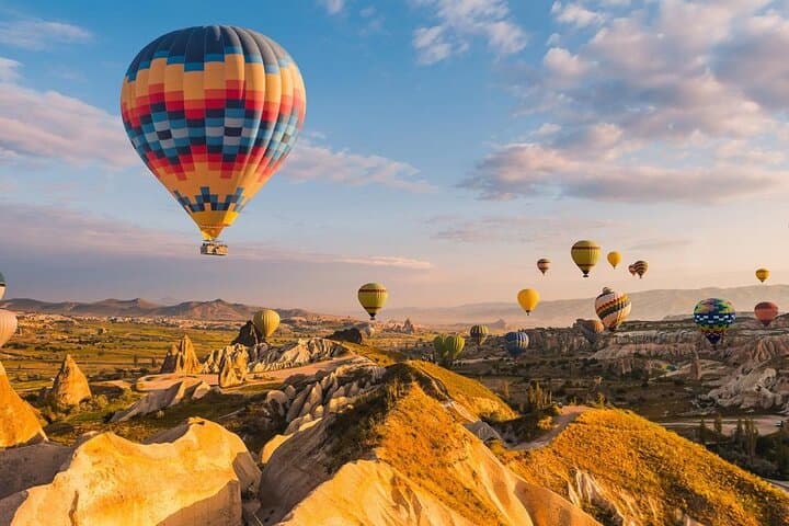 Dubai Desert Hot Air Balloon Ride with Falcon Show & Camel Experience photo 6