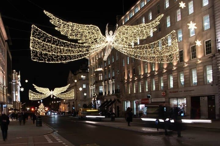 London Christmas Lights Guided Walking Tour — Best Festive Lights & Victorian Stories photo 4