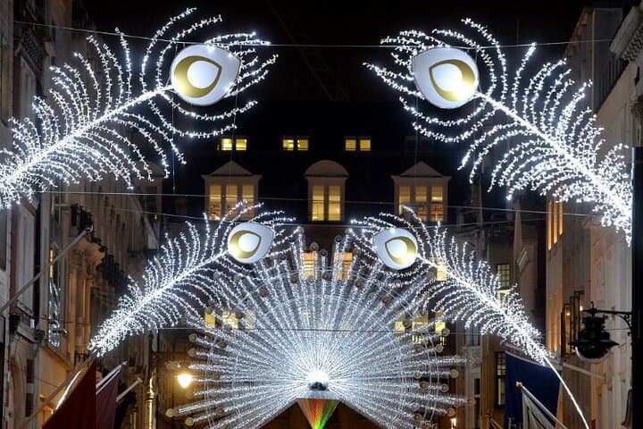 London Christmas Lights Guided Walking Tour — Best Festive Lights & Victorian Stories photo 5