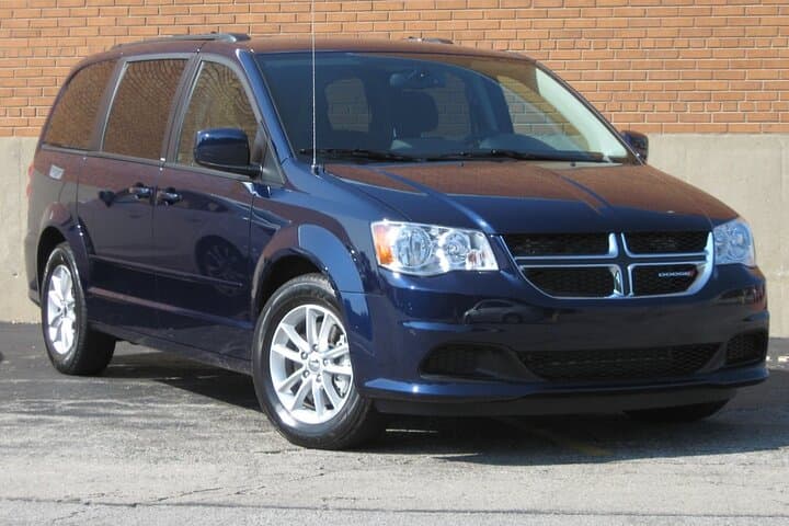 Private Airport Transfer Between JFK & LGA and Manhattan — Door-to-Door Minivan Service photo 5