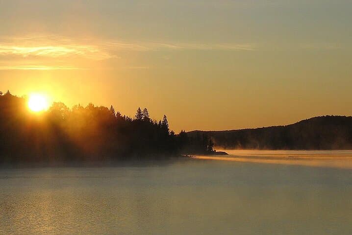 Algonquin 6-Day Explorer: Canoe Trip, Eco-Lodge & Wilderness Camping photo 4