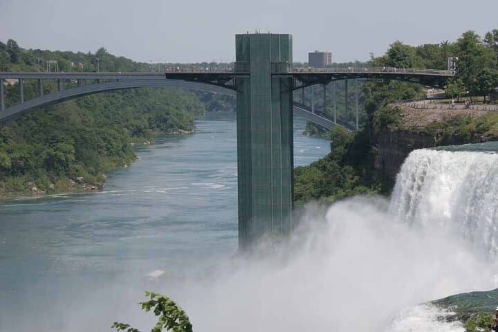 Private Niagara Falls Sightseeing Tour from US Side — Goat Island & Horseshoe Falls photo 4