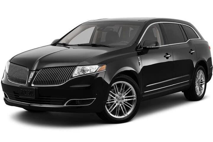 Private Departure Transfer From Buffalo to Buffalo Niagara International Airport — Door-to-Gate Luxury Transfer photo 3