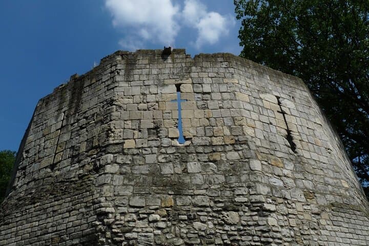 Private Viking Walk of York: Explore Jorvik’s Viking Streets on a 2-Hour Private Tour