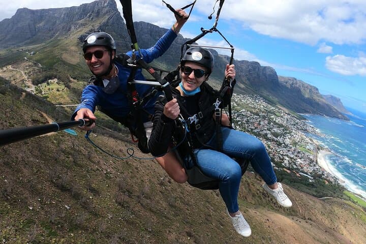 Tandem Paragliding over Cape Town: Signal Hill & Lion's Head Flights with Expert Instructors photo 4