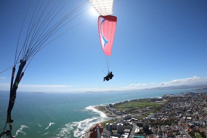 Tandem Paragliding over Cape Town: Signal Hill & Lion's Head Flights with Expert Instructors photo 5