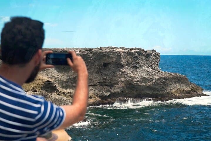 Barbados Coastal Drive: Bridgetown to Animal Flower Cave with Caribbean Lunch photo 5