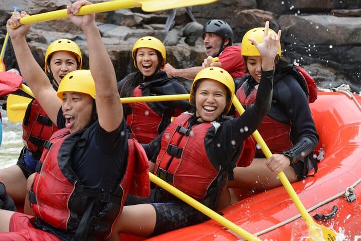Rouge River Classic Whitewater Rafting Package — Full-Day Rafting in Quebec's Laurentians photo 5