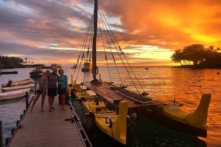 Night Manta Ray Snorkel in Kailua-Kona: Guided Canoe Tour on the Big Island photo 2
