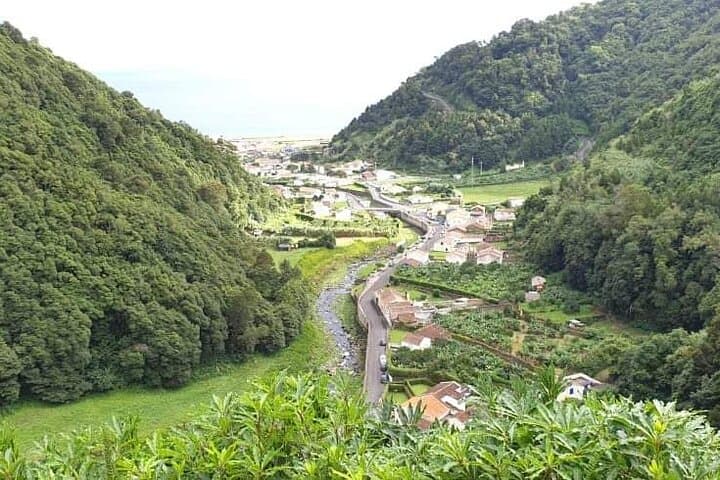 Sanguinho Forest Walk: Salto do Prego Waterfall & Abandoned Village on São Miguel photo 3