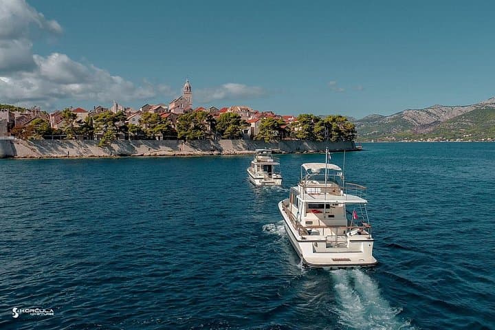 Hvar Private Yacht Day Trip from Korcula: Hvar Town, Pakleni Islets & SUP photo 5