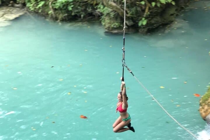 Ocho Rios Blue Hole & Konoko Falls Private Combo Tour — Swim, Cliff-Jump and Cultural Gardens photo 4