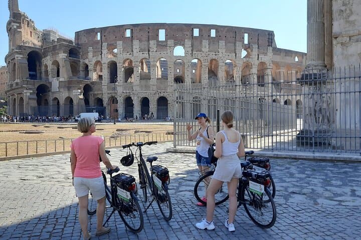 Electric Bike Tour of Rome: Private E‑Bike Highlights and City Sights photo 2