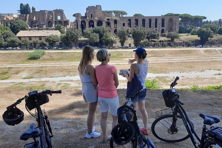 Electric Bike Tour of Rome: Private E‑Bike Highlights and City Sights photo 5