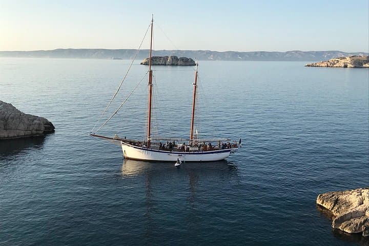 Sunset Schooner Cruise to Frioul & Château d'If — Marseille Evening Sailing photo 2