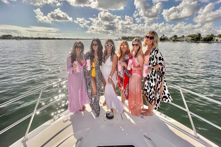 Private Yacht Charter Palm Beach: 4-Hour Sea Ray Cruise to Peanut Island photo 6