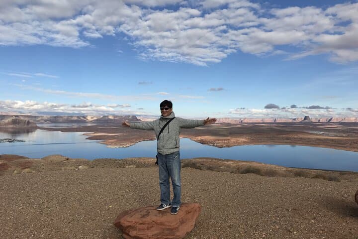 Lower Antelope Canyon, Horseshoe Bend & Lake Powell: Full-Day Southwest Tour from Las Vegas photo 5