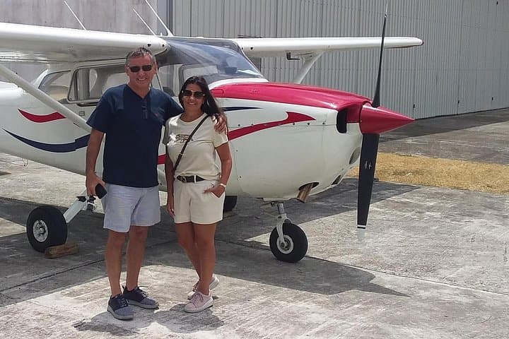 Contadora Island Day Trip by Plane from Panama City — Pearl Islands Scenic Flight photo 3