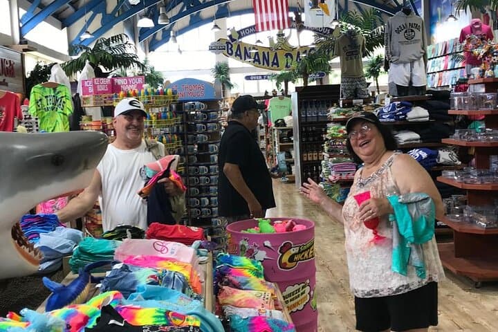 Shop, See & Splash: St. Thomas Beach, Shopping & Sightseeing Tour photo 2