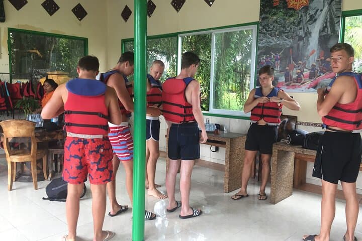 Ayung River White-Water Rafting — Bali's 10-Mile Jungle Run photo 5