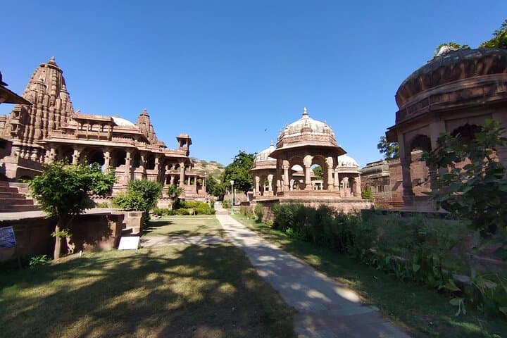 Mandore Garden Walking Tour: Explore Jodhpur’s Ancient Cenotaphs and Rock Terraces photo 3