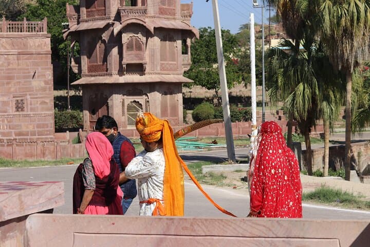 Mandore Garden Walking Tour: Explore Jodhpur’s Ancient Cenotaphs and Rock Terraces photo 6