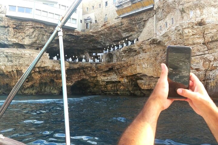 Polignano by Boat: Sea Caves, Cliffs & Free Drinks in 90 Minutes photo 3