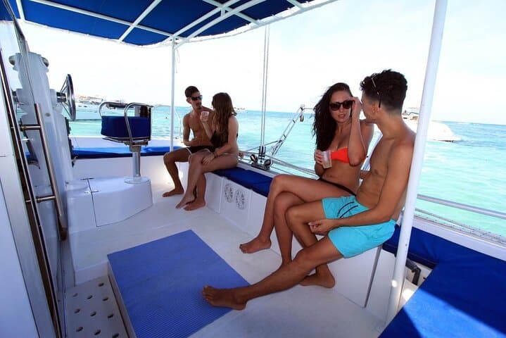 Isla Mujeres Catamaran Snorkel & Playa Norte All-Inclusive Day Trip from Cancun photo 4