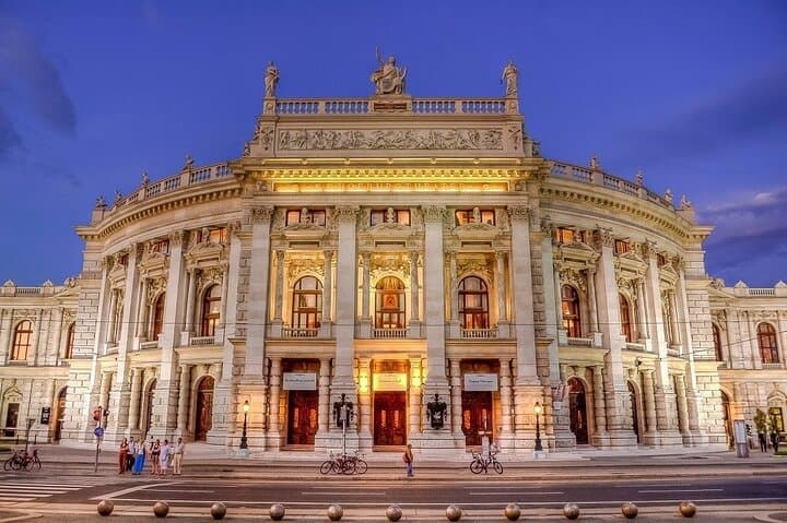 Vienna Mobile Scavenger Hunt: Self-Guided Puzzle Walk from Opera to Naschmarkt photo 5
