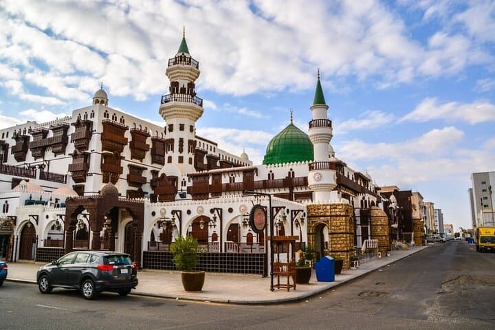 6-Day Cultural & Mountain Tour: Jeddah, Taif, Al Baha & Abha photo 3