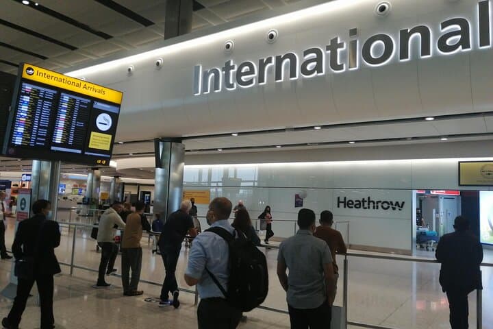 Private Luxury Transfer from London Airports to Liverpool photo 6