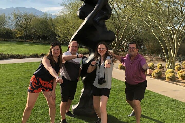 Palm Desert Prowl Scavenger Hunt: Interactive City Adventure in Palm Desert