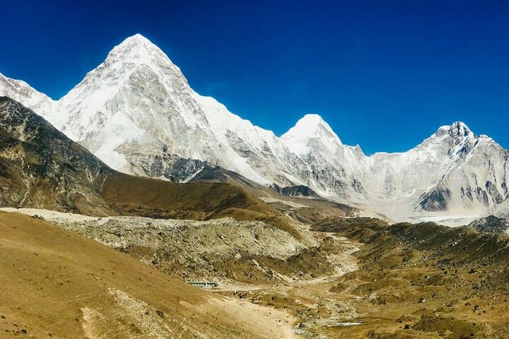 Everest Base Camp Trek: 12-Day Lukla to Kala Patthar Adventure photo 3