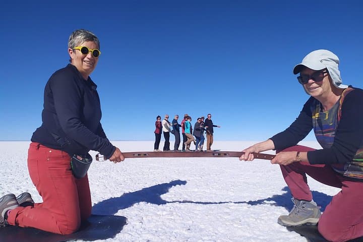 Full-Day Salar de Uyuni 4x4 Tour — Train Cemetery, Incahuasi & Salt Flats photo 1