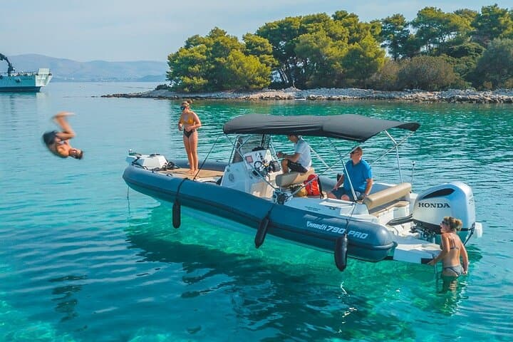 Blue Lagoon & Šolta Day Cruise from Trogir — Snorkel, Wrecks and Dalmatian Villages photo 2
