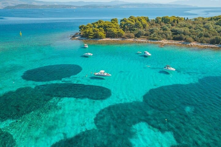 Blue Lagoon and Šolta Half-Day Private Boat Tour from Trogir photo 2